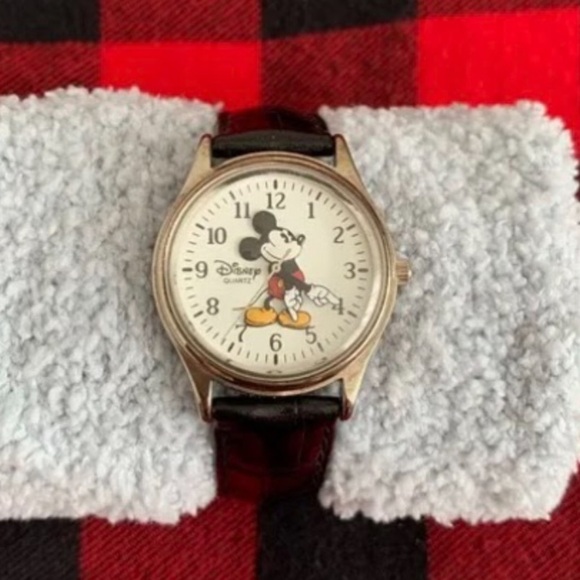 Mickey Mouse Vintage Disney watch - Picture 3 of 7